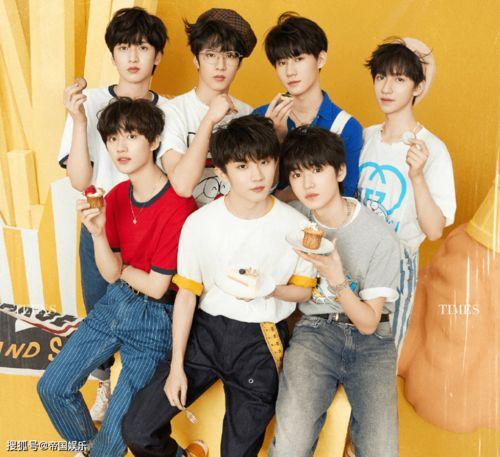 时代少年团爆料父母视频,揭秘明星背后的温馨家庭生活  第1张